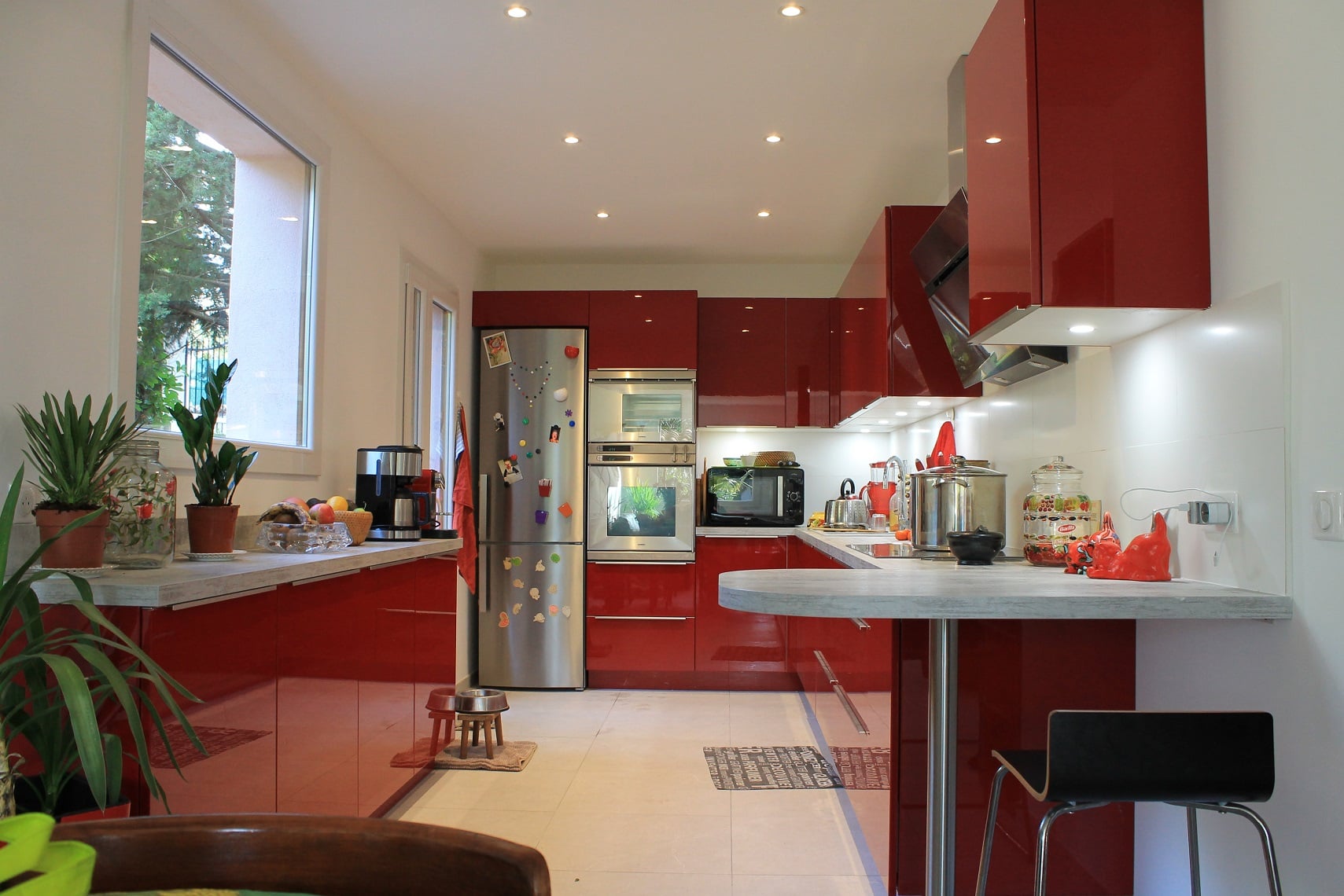 Cuisine rouge 